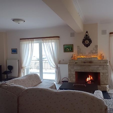 Alexadra'S House Κάτω Αλμυρή Apartment Ngoại thất bức ảnh