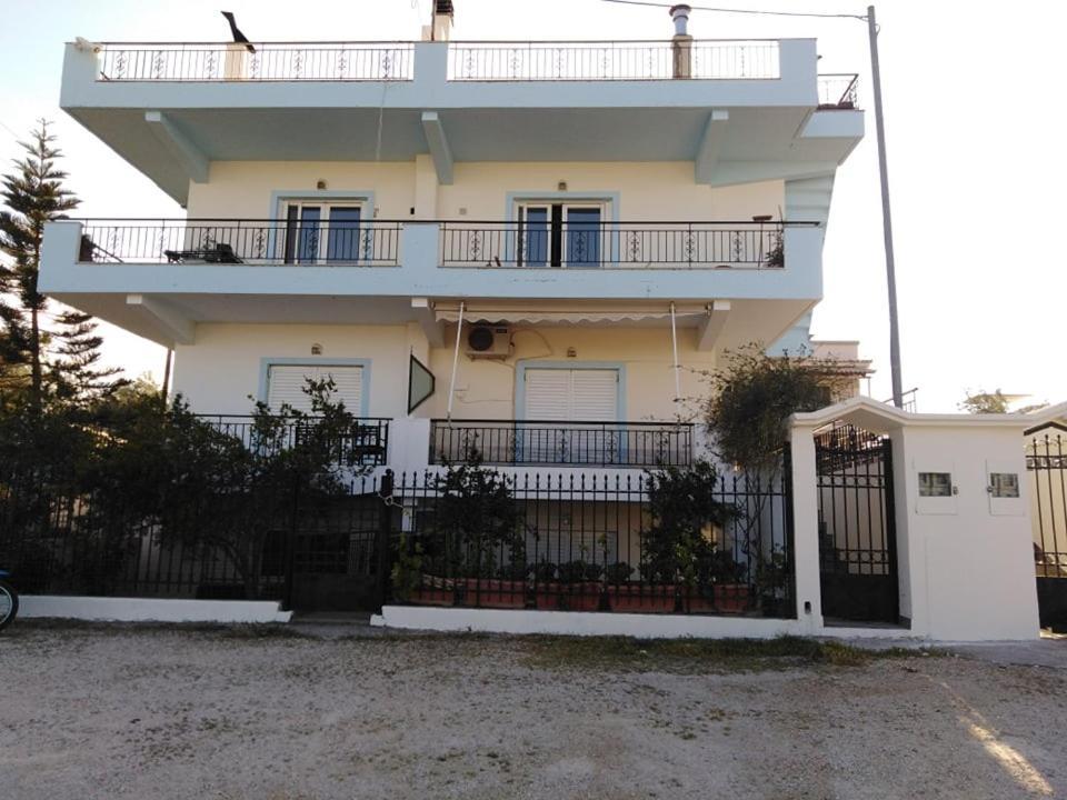 Alexadra'S House Κάτω Αλμυρή Apartment Ngoại thất bức ảnh