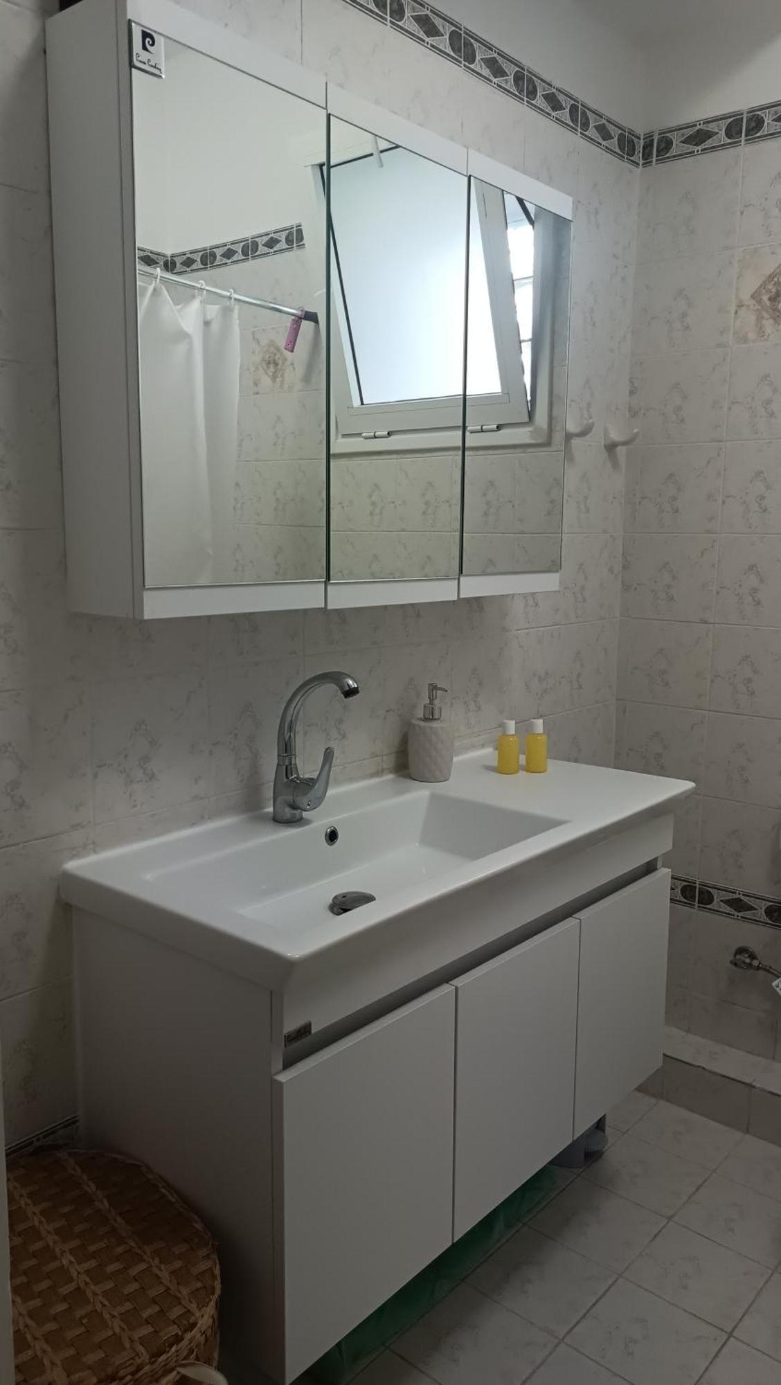 Alexadra'S House Κάτω Αλμυρή Apartment Ngoại thất bức ảnh
